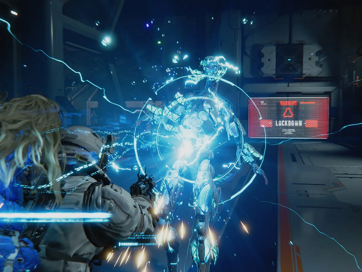 Hugh aims a weapon at a glowing robot while a circular hacking interface surrounds the enemy.